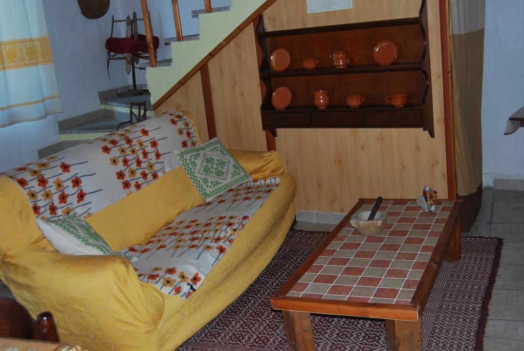 B&B Baddesalighes Bolotana Екстер'єр фото